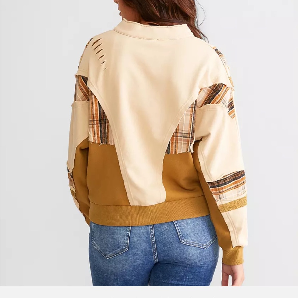 Miss Me Cream And Brown Pieces Henley Pullover Top women’s XS - Picture 7 of 8
